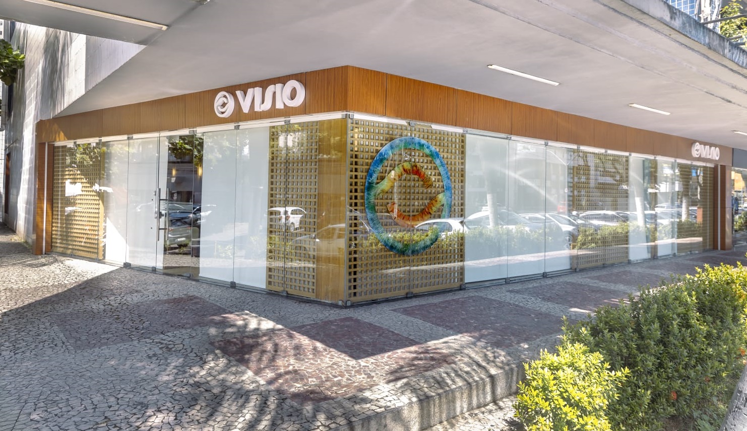 Fachada da VISIO Clínica de Olhos — Galeria Trade Center, Boa Viagem
